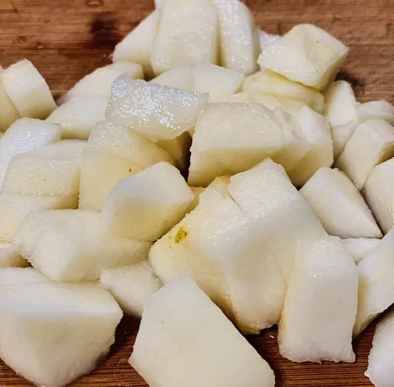 Insalata con pere e stracchino · 1