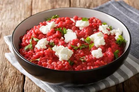 Risotto rosso alla barbabietola